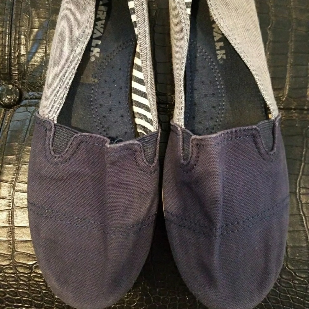Airwalks shoes